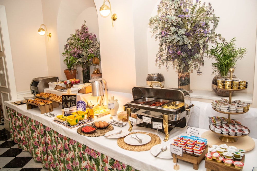 Hotel Boutique Elvira Plaza 65/72