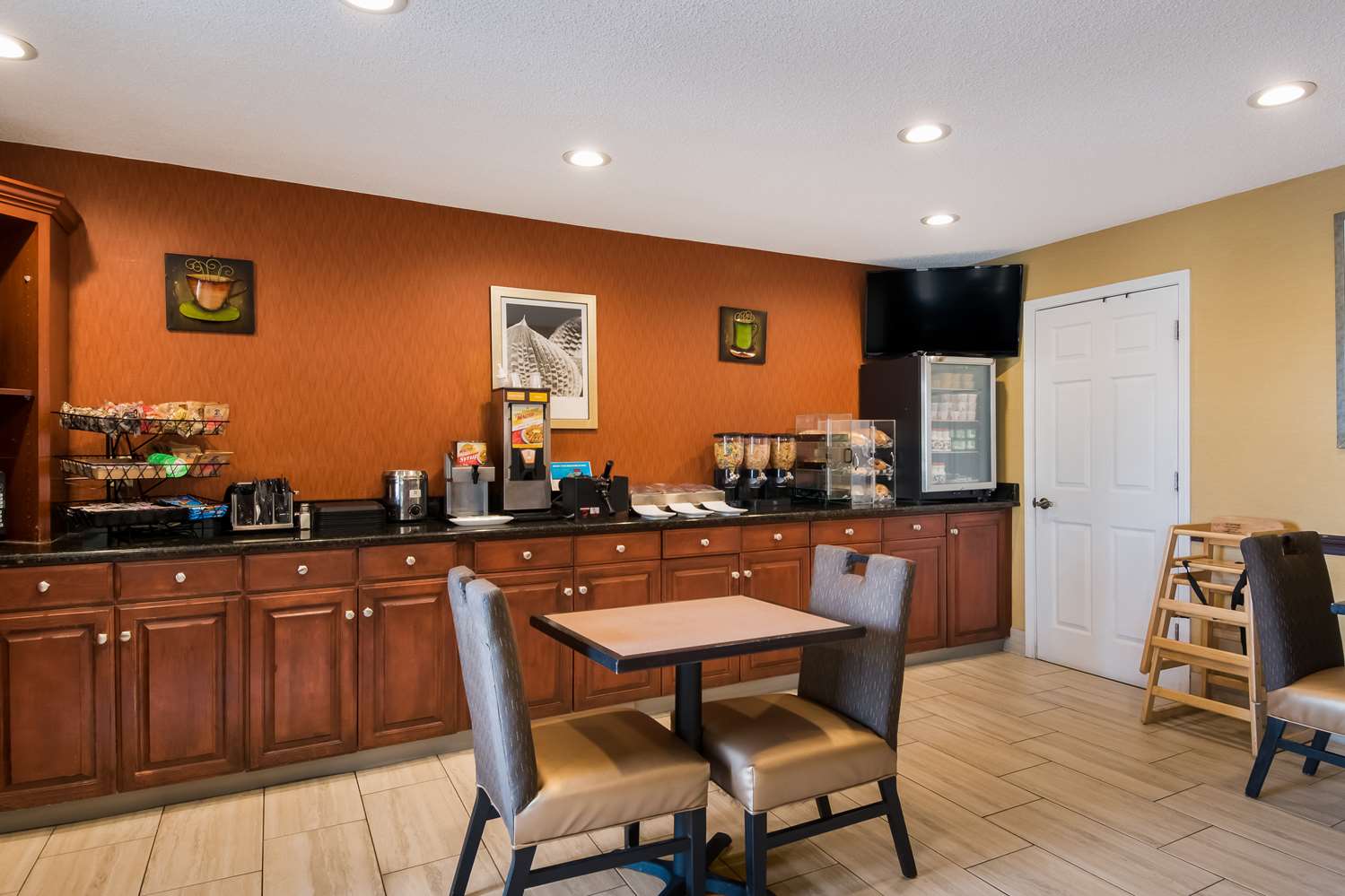 Surestay Plus Hotel By Best Western Jackson 12/25