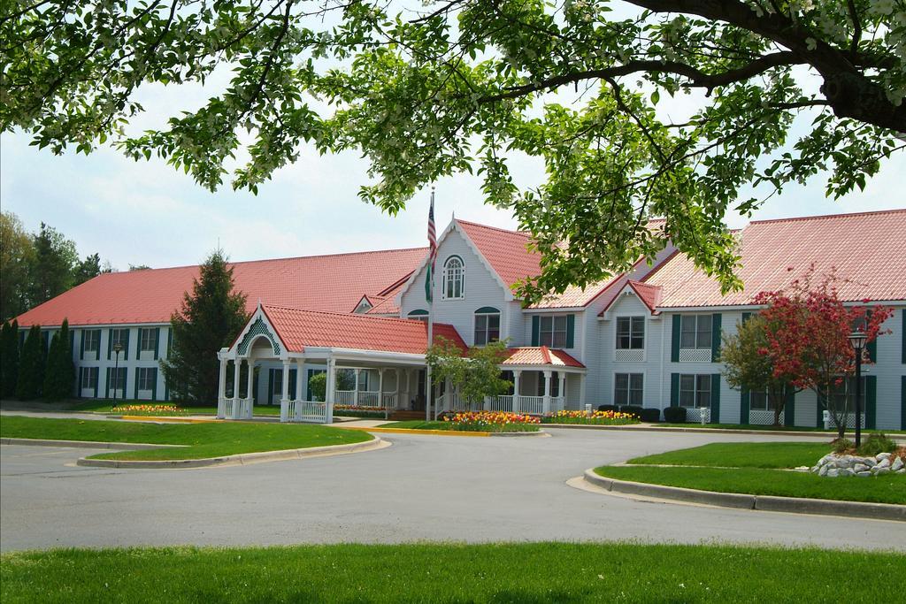 Country Inn & Suites by Radisson Holland, MI 40/42