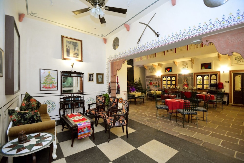 Mahal Khandela 23/32