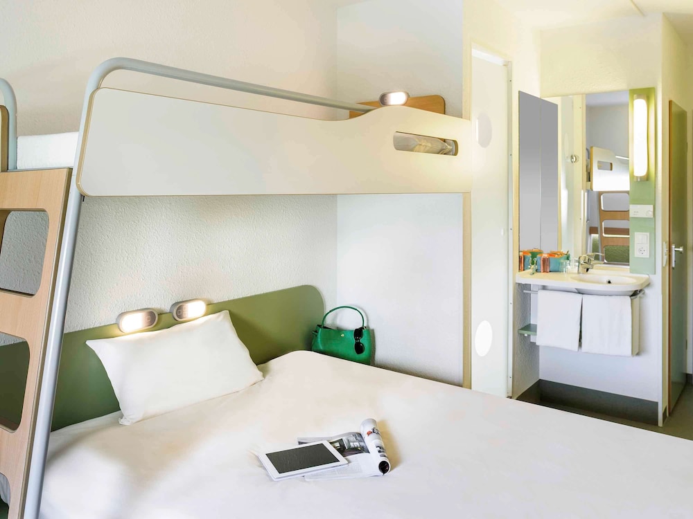 Ibis Budget Poitiers Sud 12/57