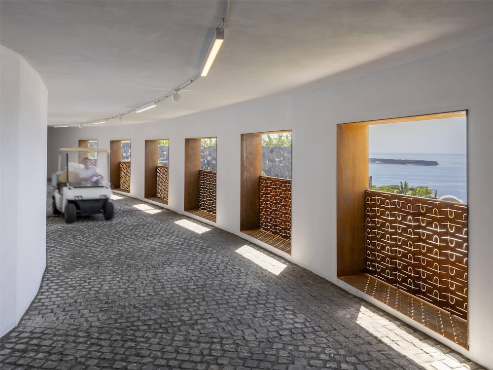 SANTO MINE OIA SUITES 38/45