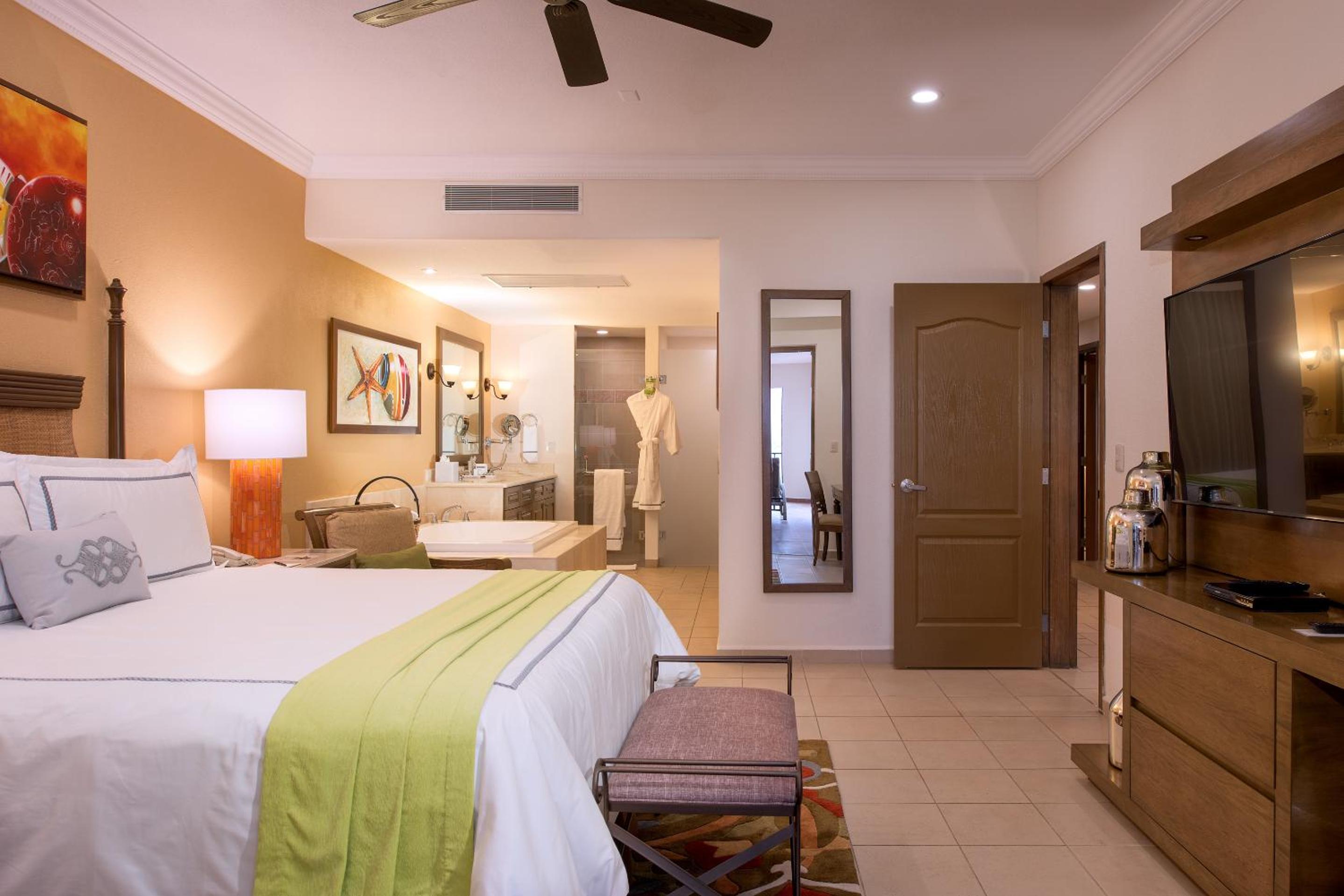 3 Bedrooms, Suite, Premium Floor