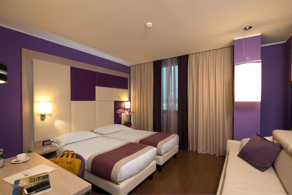 AS Hotel Limbiate Fiera 18/80