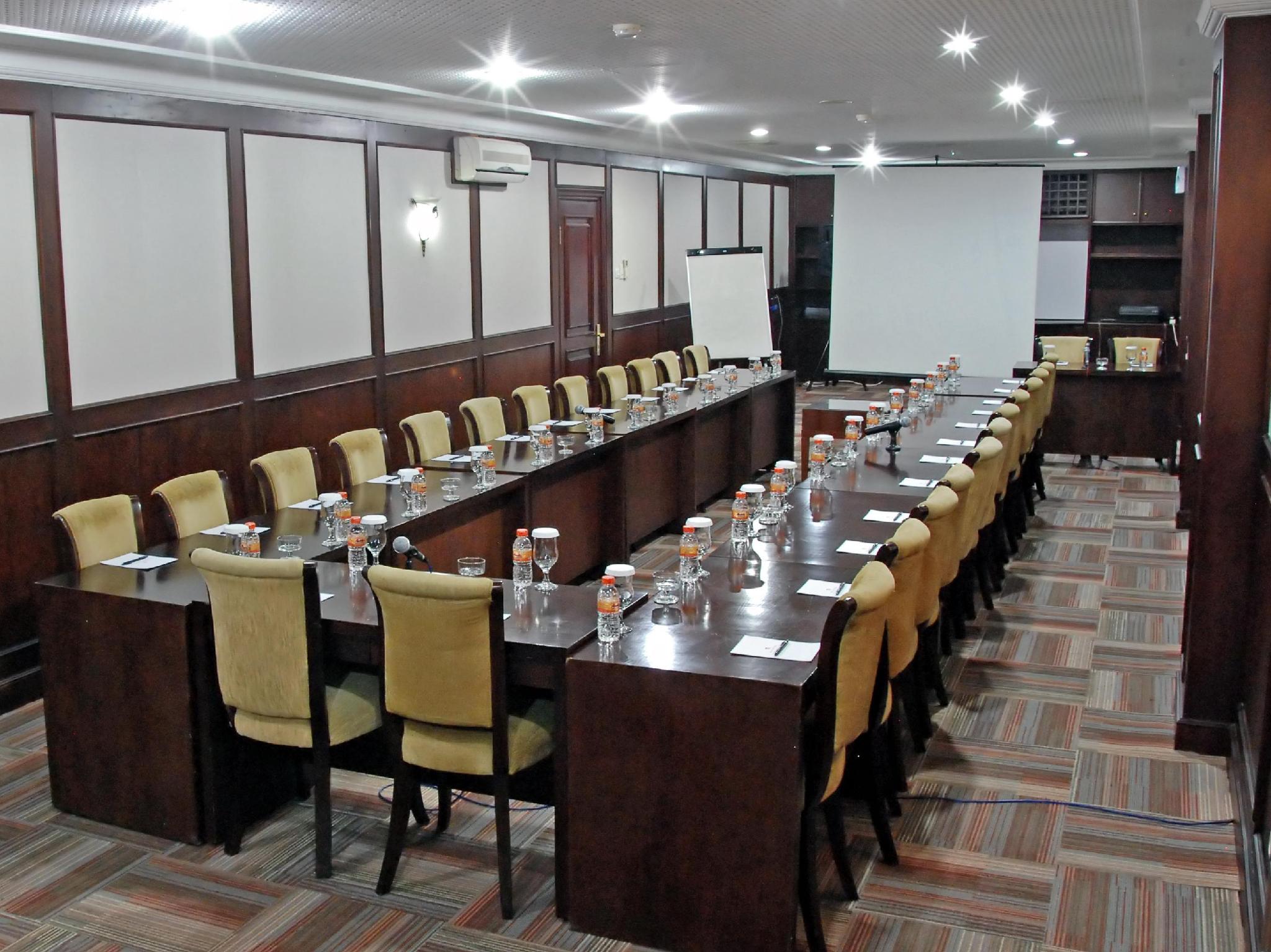 Braja Mustika Hotel Bogor 28/36