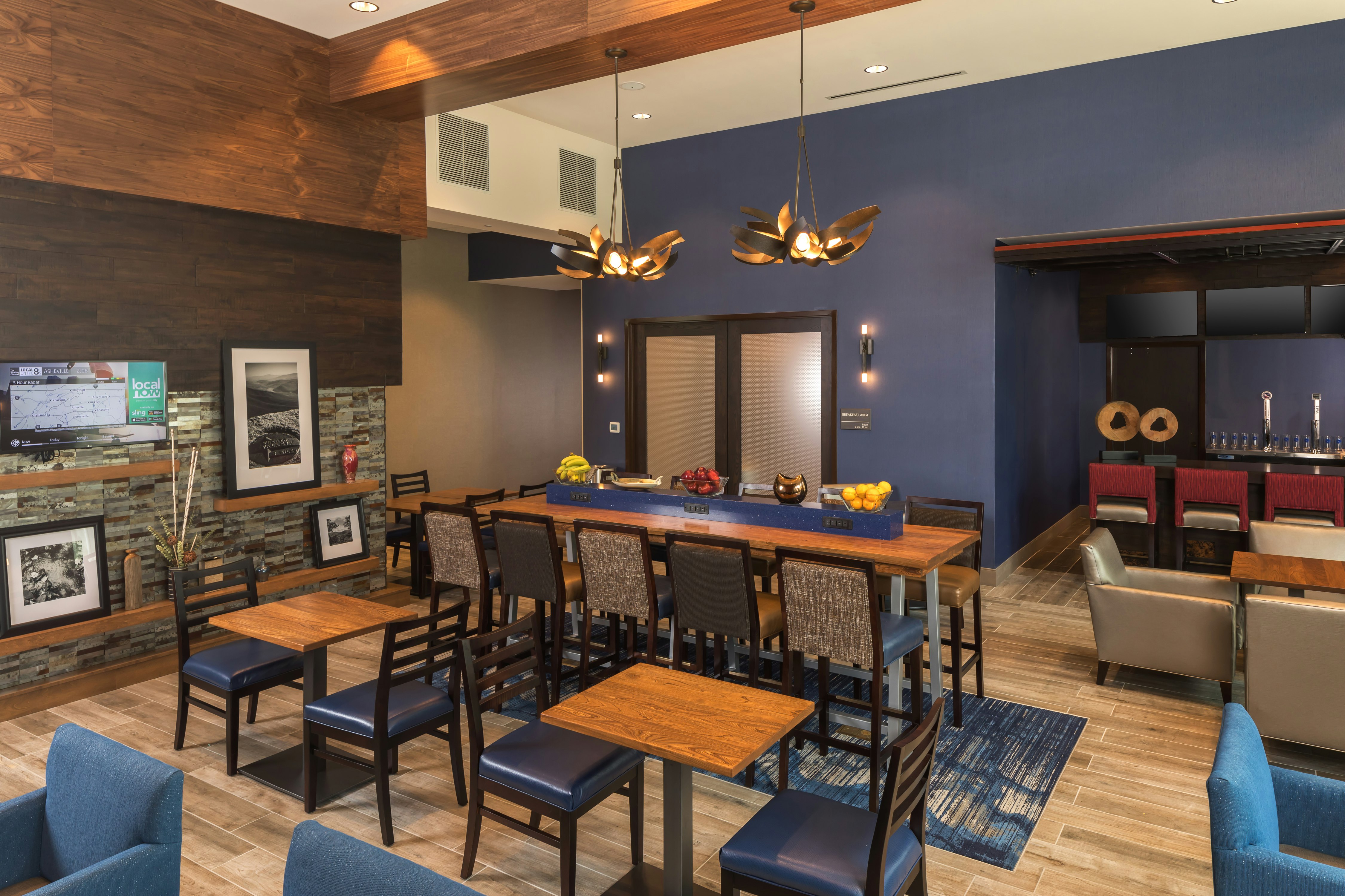 Hampton Inn Suites Asheville Biltmore Village 43/58