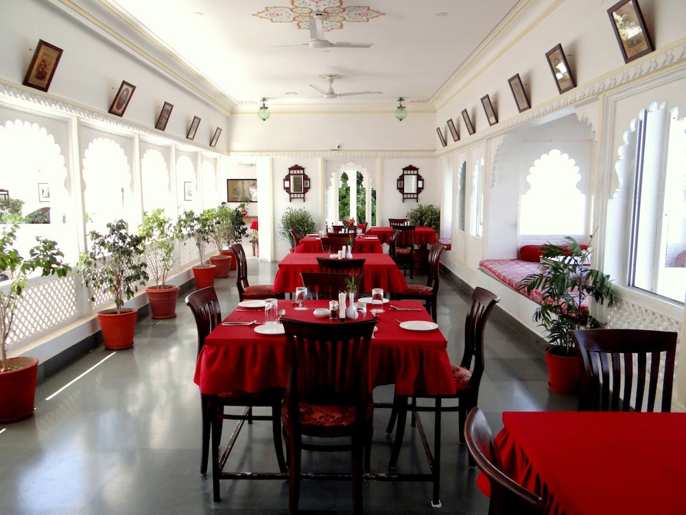 JAGAT NIWAS PALACE 26/35