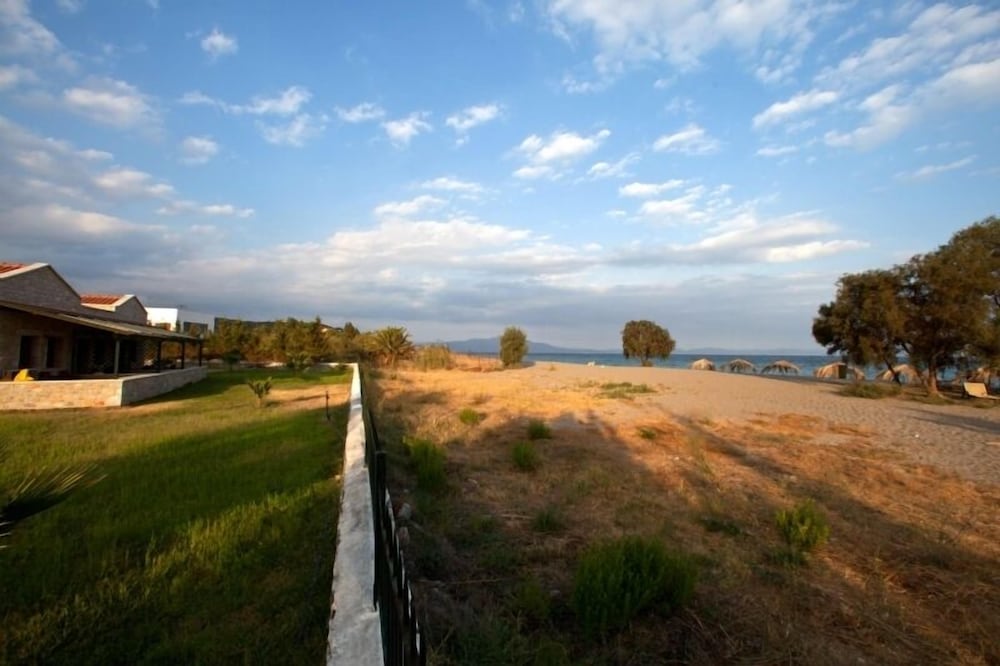 AKTAION RESORT 40/52