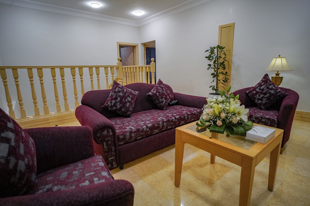 اعمار النور(Emaar Al Noor) 16/33