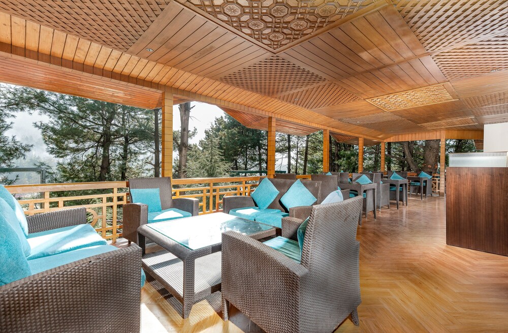 Radisson Golf Resort Pahalgam 40/61