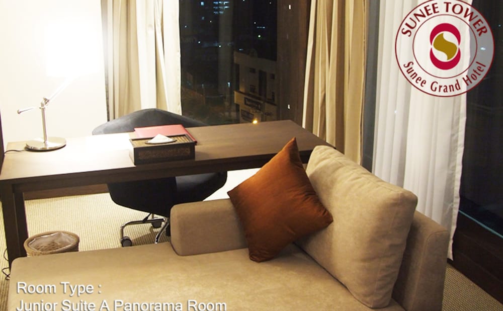 Sunee Grand Hotel And Convention Center 24/41