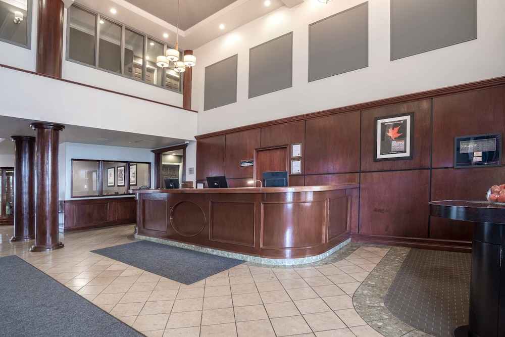 Sandman Hotel Saskatoon 5/52