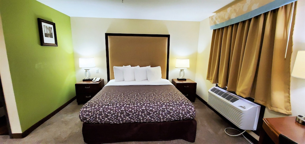 Travel Inn & Suites 12/50