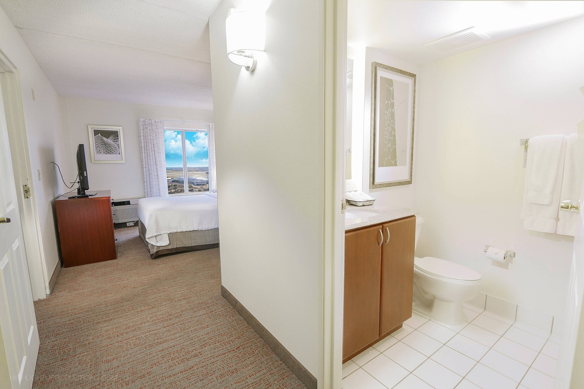 جناح بسرير كوين بغرفة نوم واحدة مع أريكة، Residence Inn by Marriott Fort Worth Alliance Airport 5/6