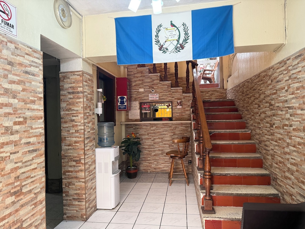 Hotel Metropolitano 19/24