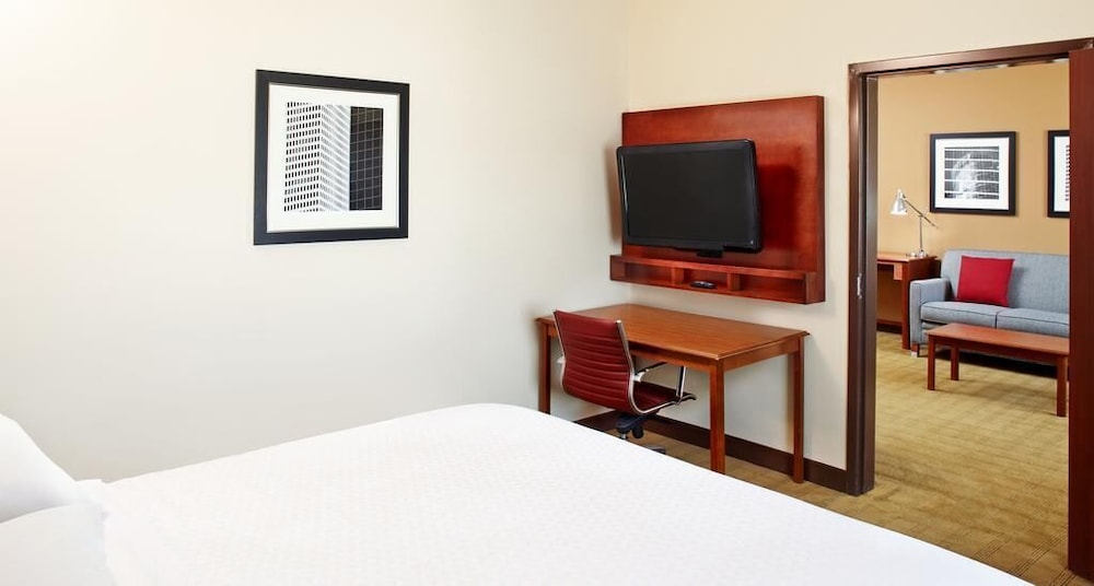 Four Points by Sheraton Houston Hobby Airport 10/20
