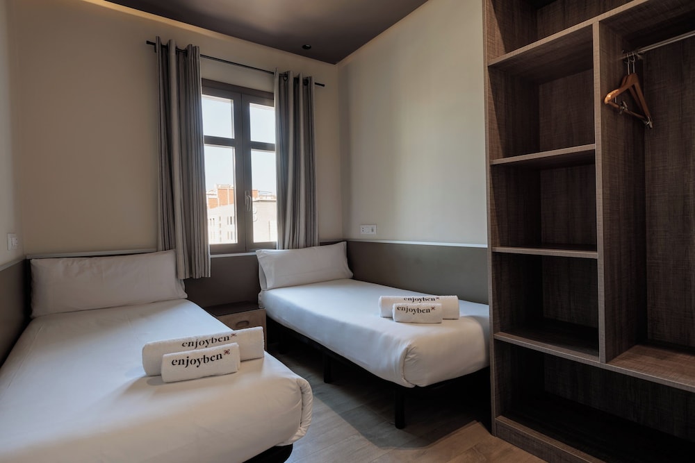 Enjoybcn Miro Apartments 10/50