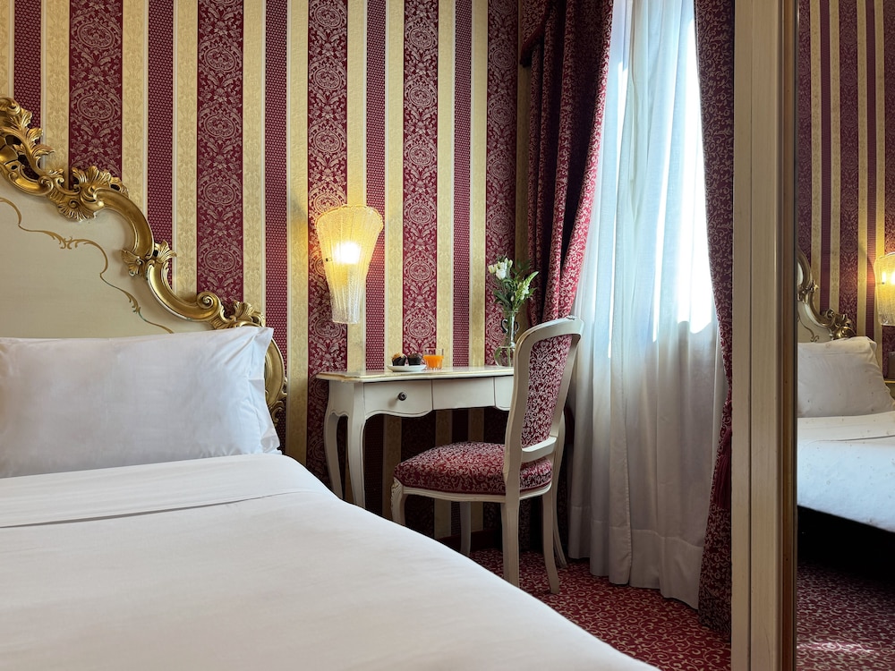 Hotel Alcyone 29/63
