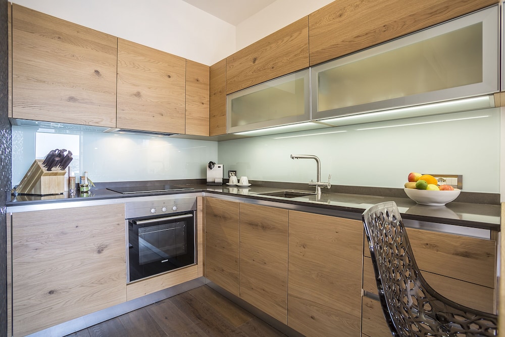 Seaview Luxury Retreat 2/42