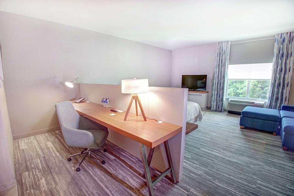 Hilton Garden Inn Tampa-Wesley Chapel 54/59