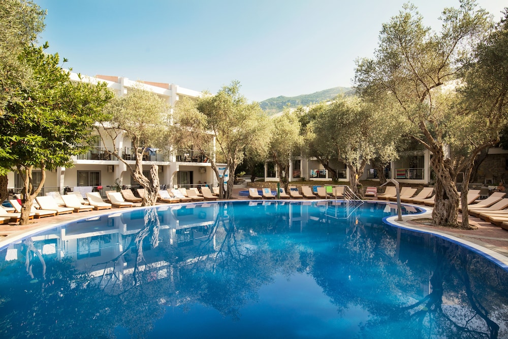 Vile Oliva Hotel 5/43