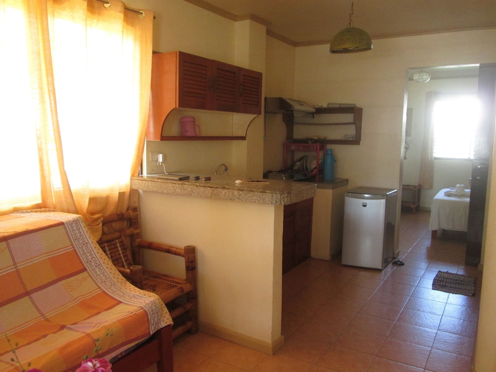 Sulu Plaza Beach Hotel 19/29