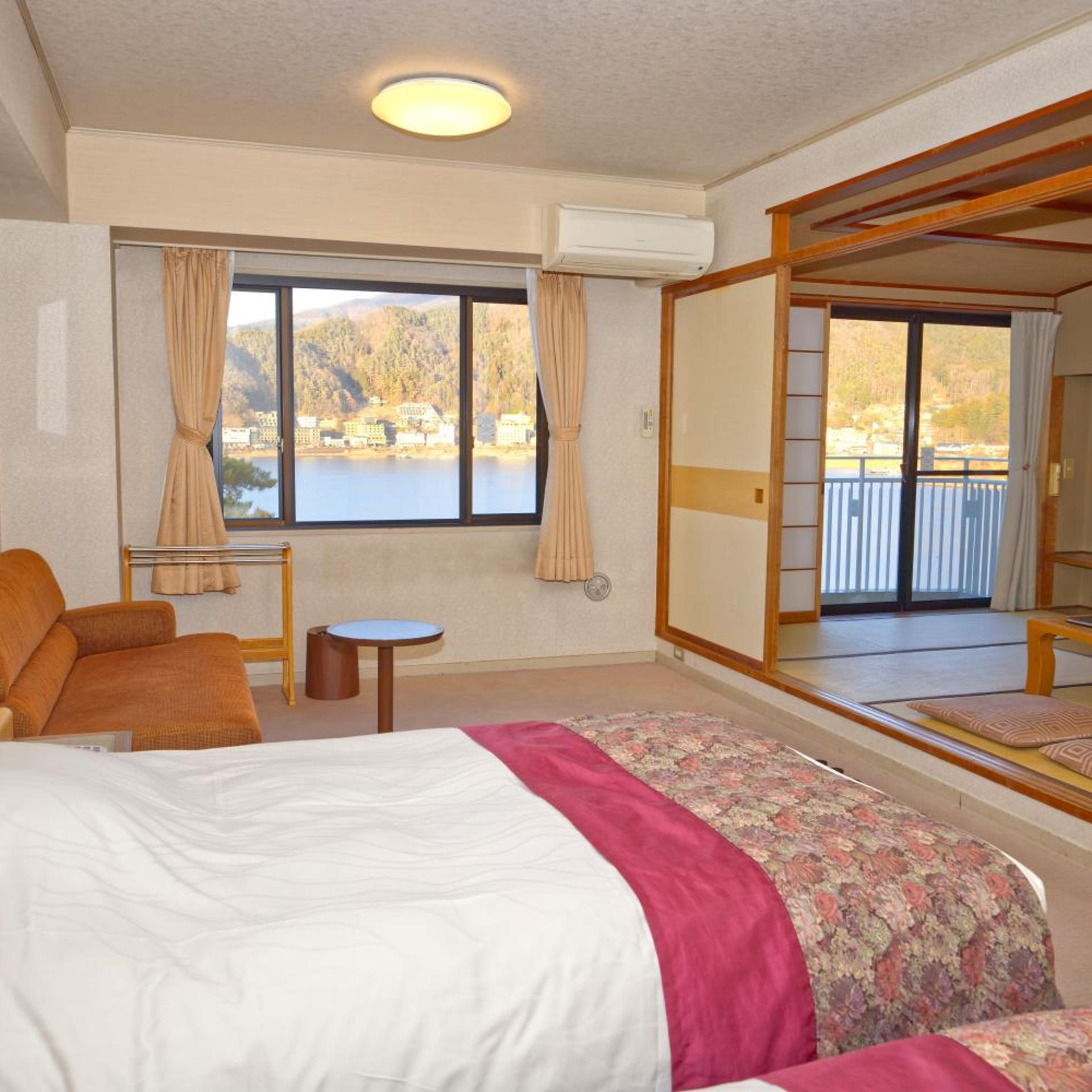 Superior, Lake View, Tatami, East Wing