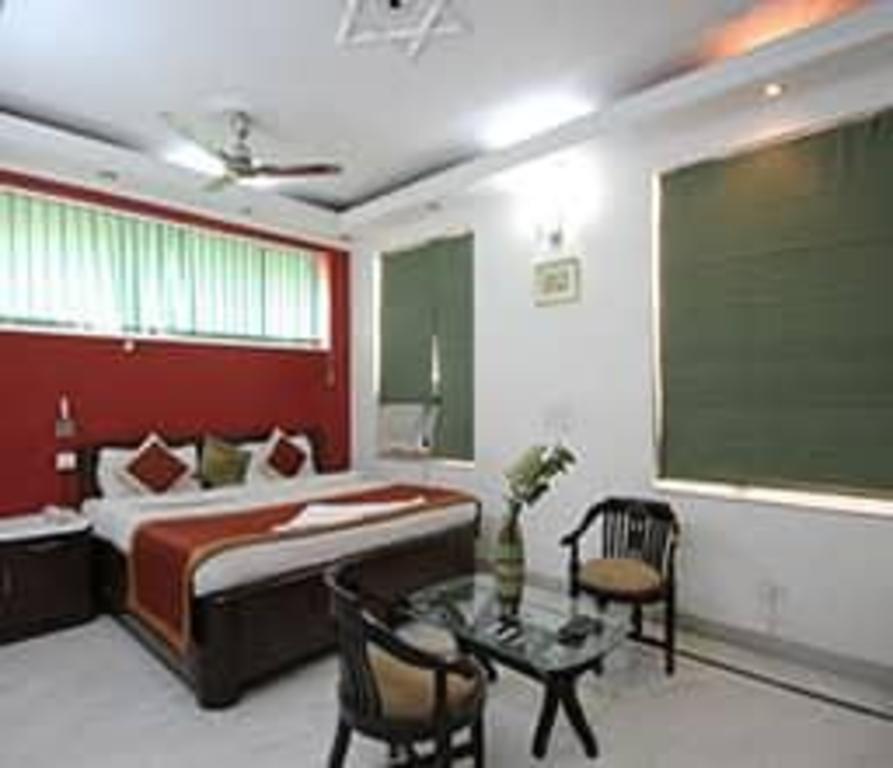 Sands INN Gurgaon 8/24