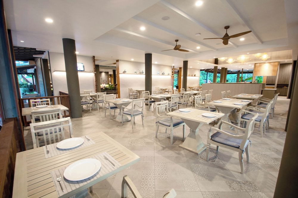 Andaman Cannacia Resort Spa 56/71