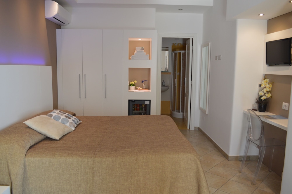 'A Alera Room And Breakfast 7/50