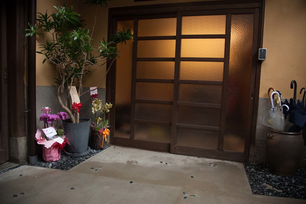 Kyoto Guesthouse Lantern In Gion 8/50