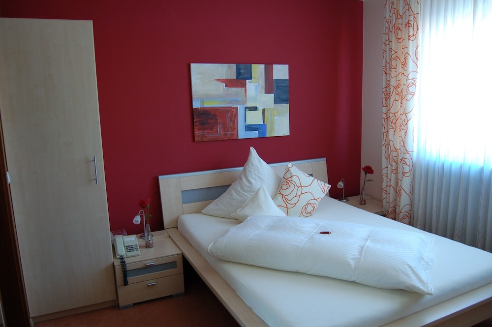 Hotel Zur Linde 6/26