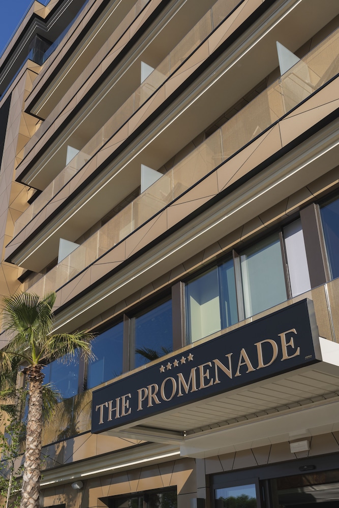 The Promenade Luxury Wellness Hotel 2/68