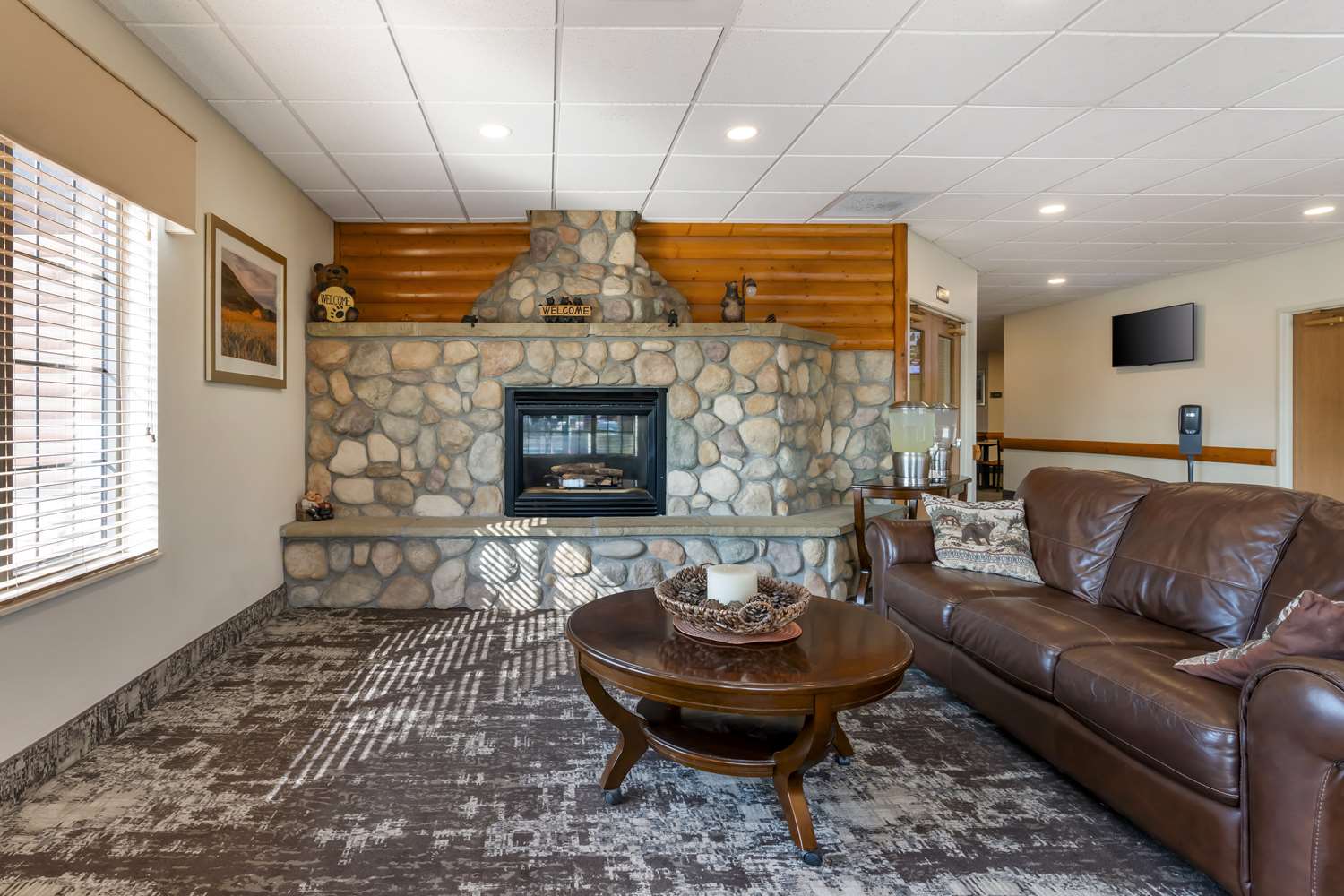 Best Western Yellowstone Crossing 24/43