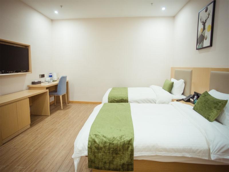 GreenTree Inn Nantong Development Zone Country Garden Express Hotel 33/48