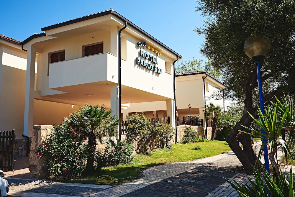 Parco Blu Club Resort 3/41