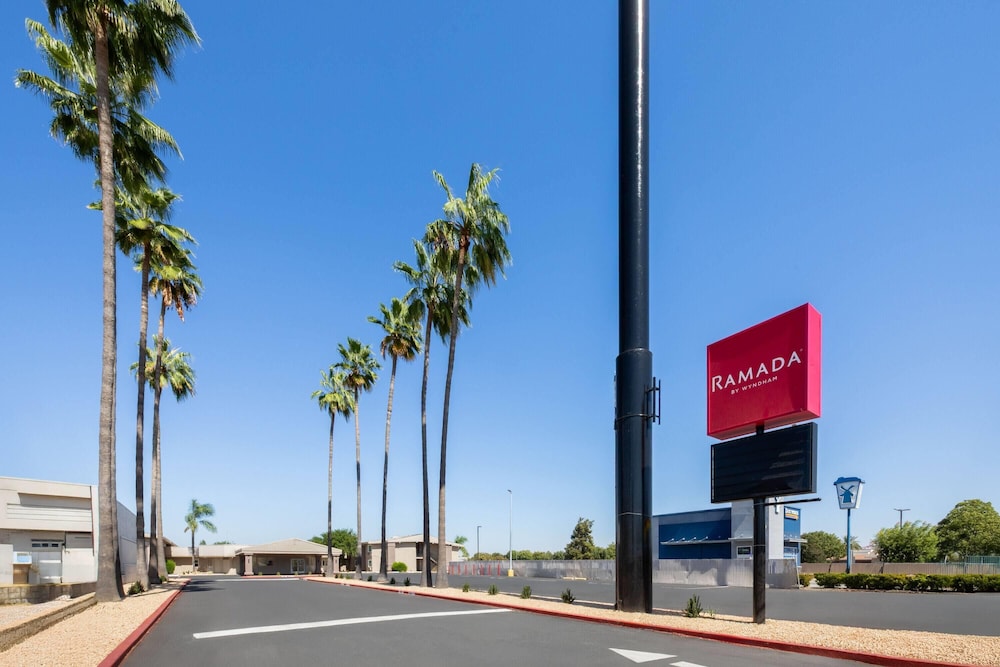 Ramada by Wyndham Merced 45/57