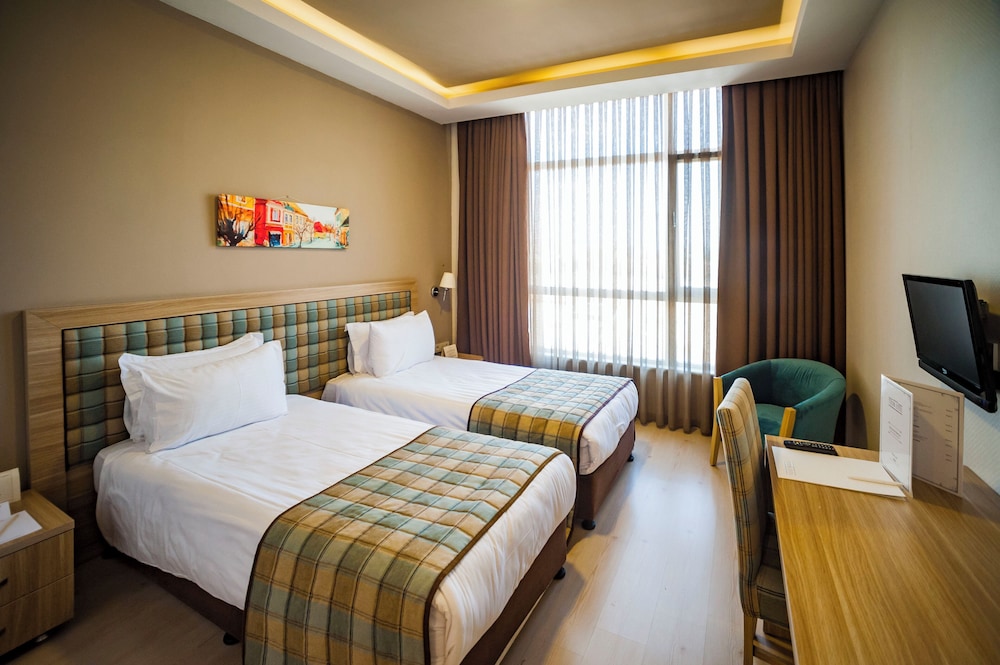 Akman Tzob Otel 4/43