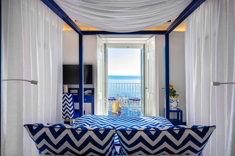 Imperati Suites 7/33