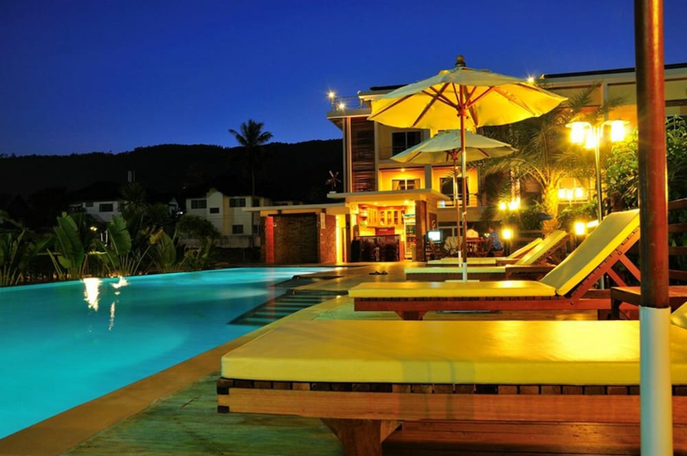 Boonjumnong Modern Apartment 8/27
