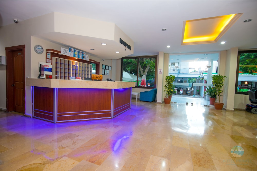Private Hotel 7/44