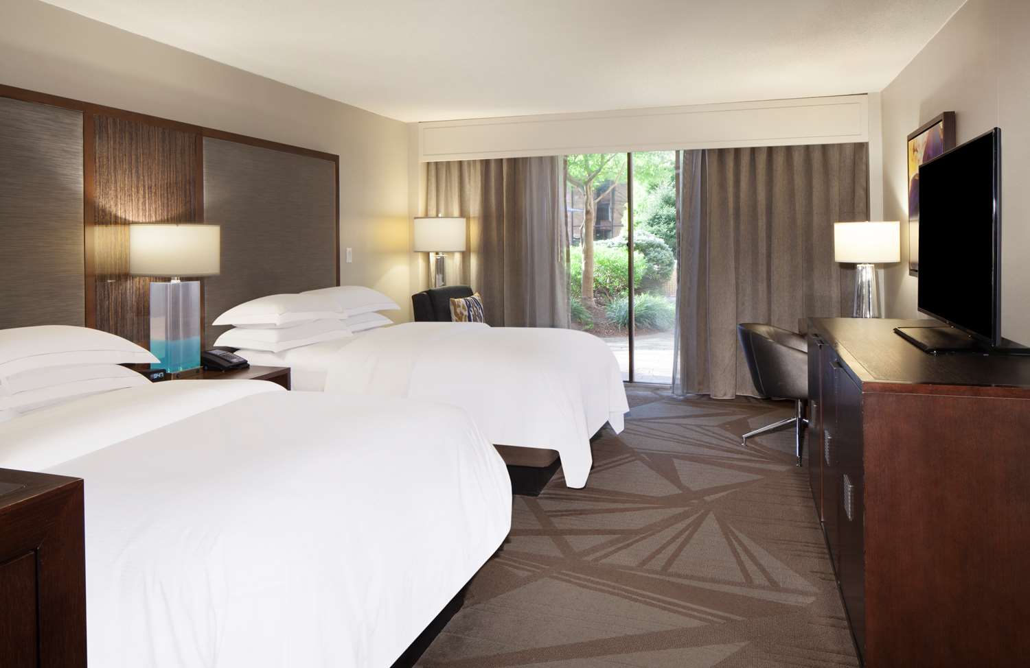 Room, 2 Double Beds, Pool Side