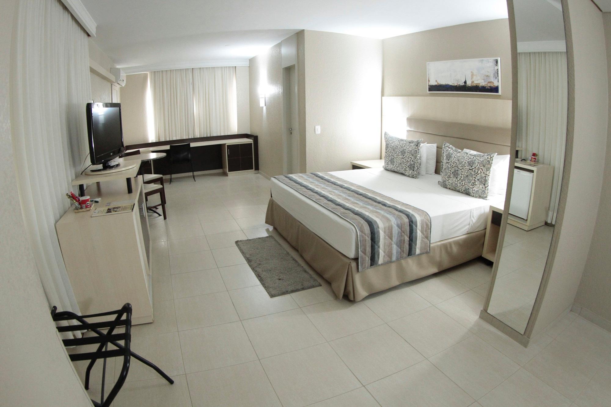 Master, Apartment
