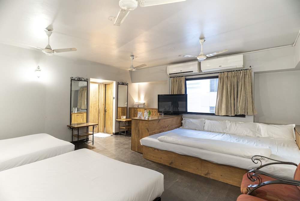 HOTEL INFINITI 28/55