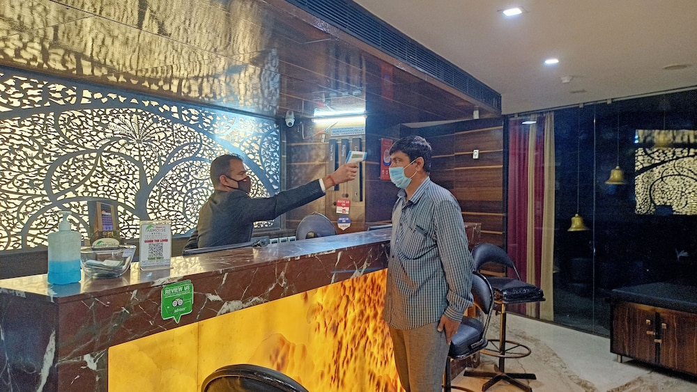 Armoise Hotel 6/40