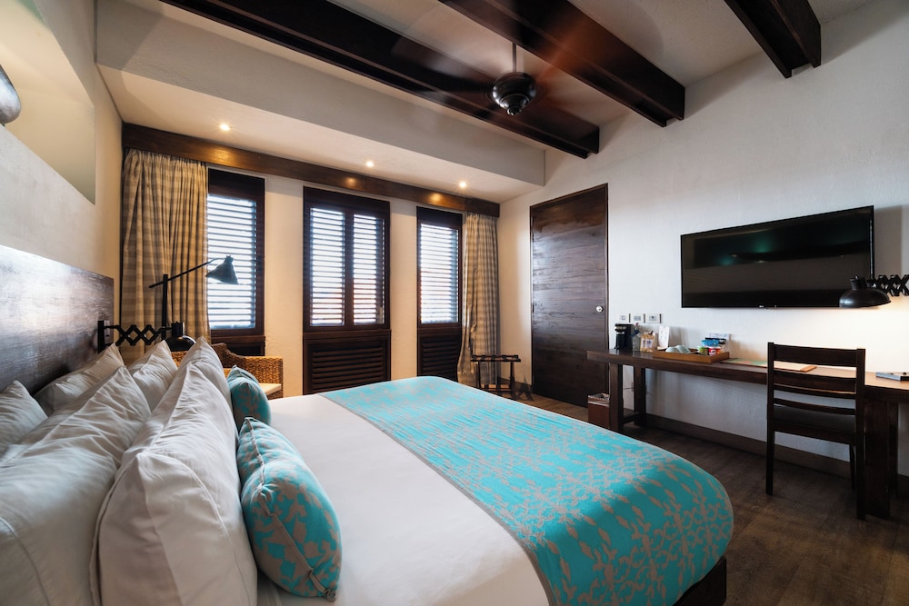 Sophia Hotel 17/65