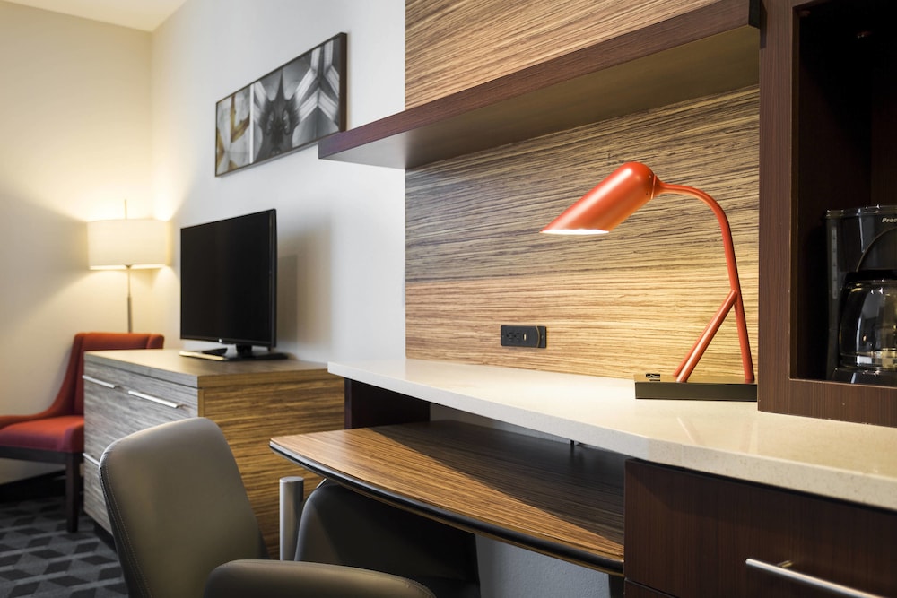 Towneplace Suites San Mateo Foster City 6/30