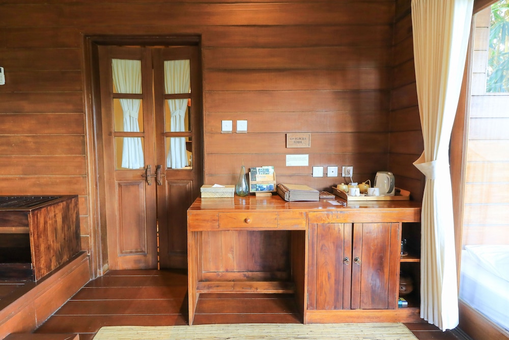 Tegal Sari Accommodation 19/50