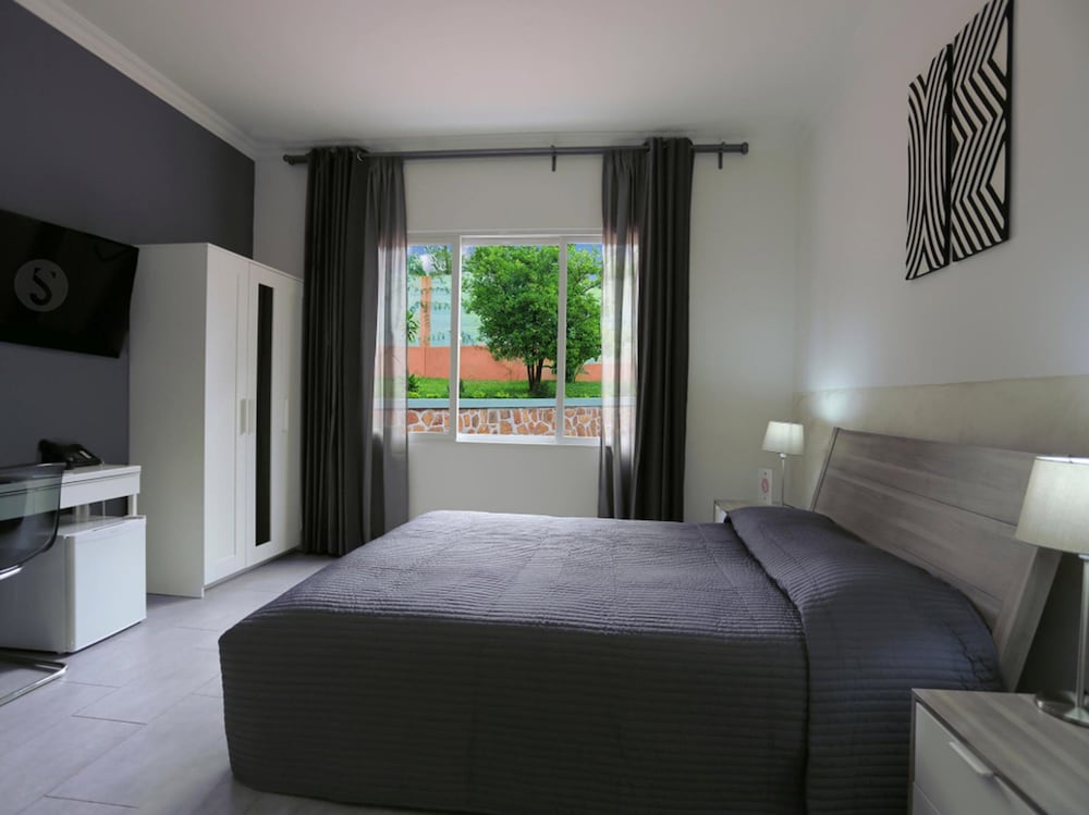 5 Swiss Hotel 14/33