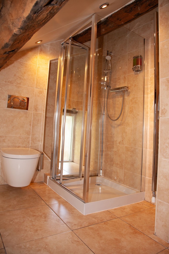 The Rooms at the Nook 44/45